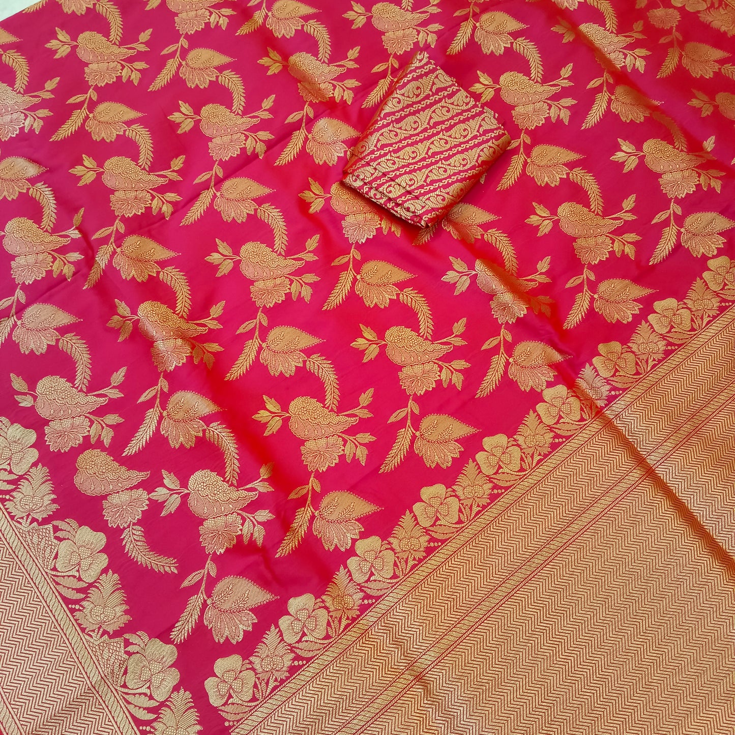 Pure silk Dark Pink Golden Resham Weave Design Sari